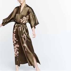 Kim + Ono brown hand painted 100% silk cherry blossom full length robe one size